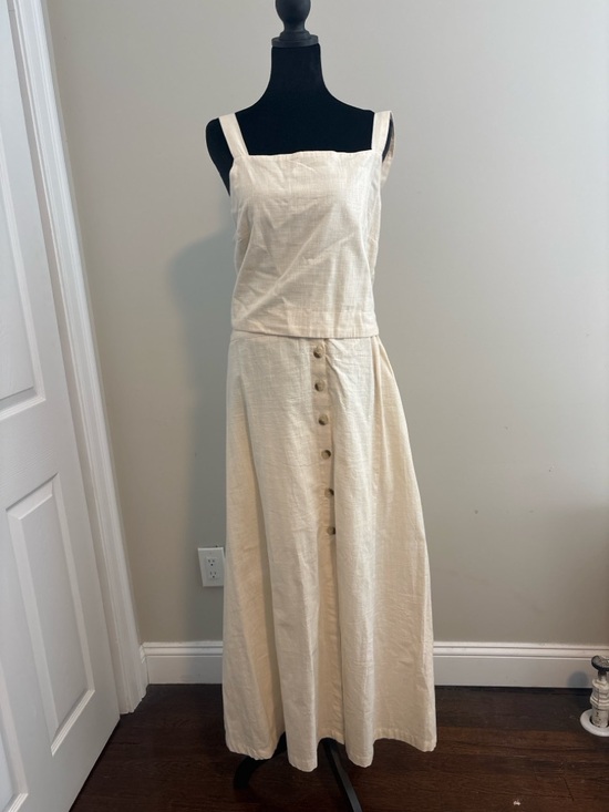Kings Road Dresses & Skirts - Sleeveless Cream Button-Front Maxi Dress